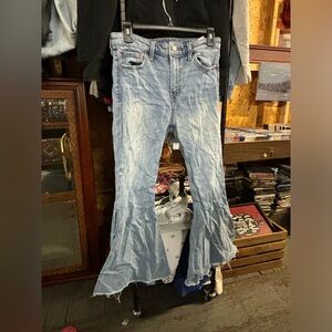 Lucky Brand flare bottom jeans- size 4/27